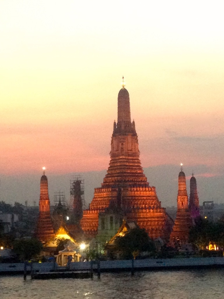 Wat Arun, Sunset