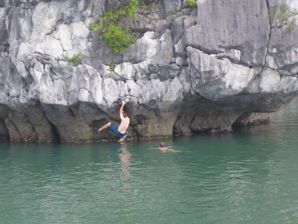 Deep Water Soloing Ha Long Bay, Cat Ba Town, Vietnam